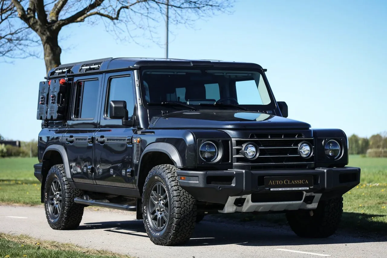 Vehicle image 11