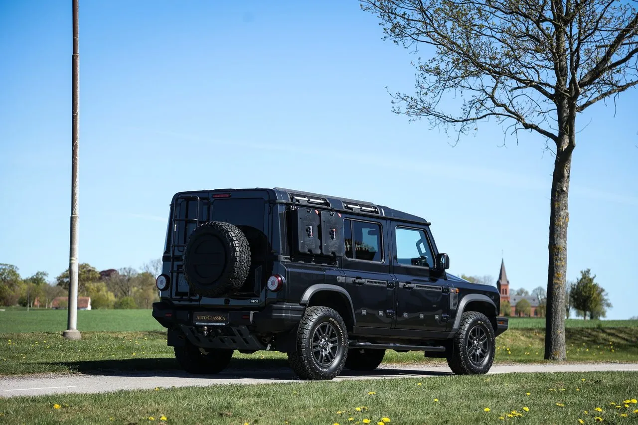 Vehicle image 8