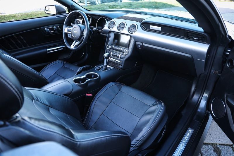 Ford Mustang bild 13