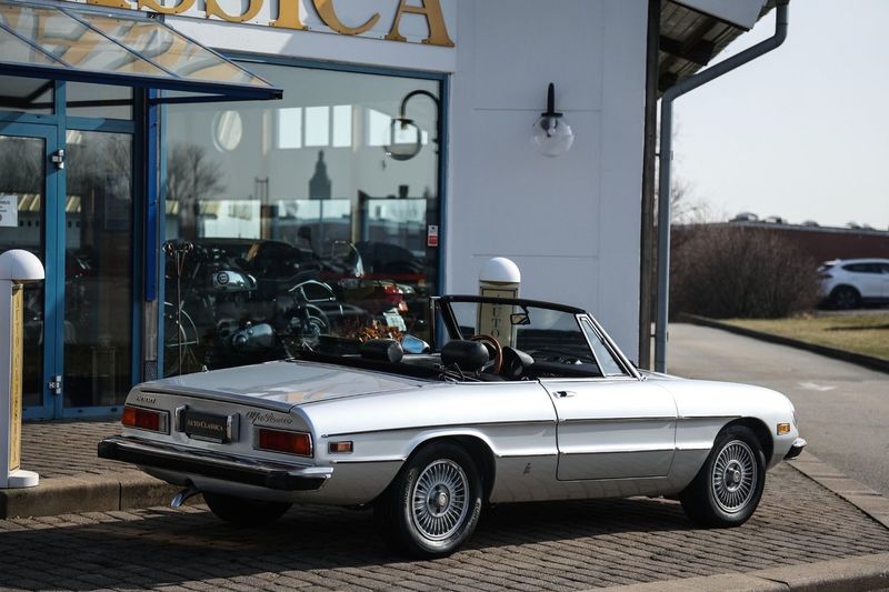 Alfa Romeo Spider bild 3