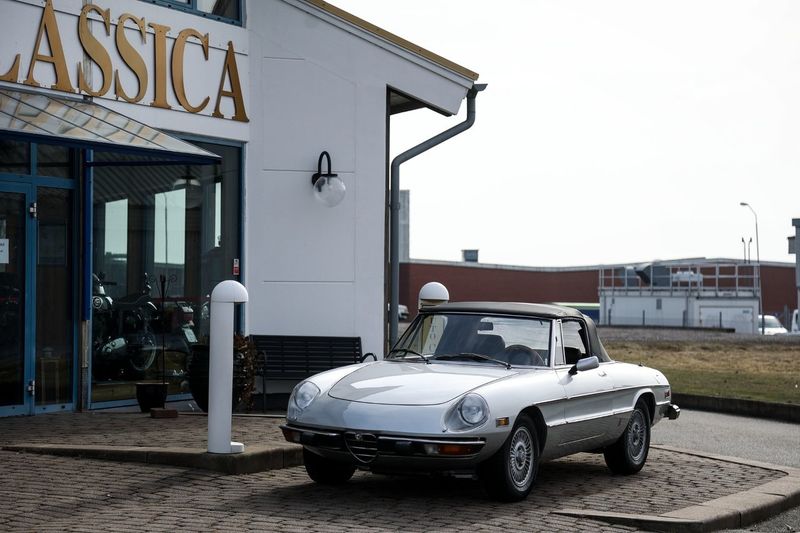 Alfa Romeo Spider bild 8