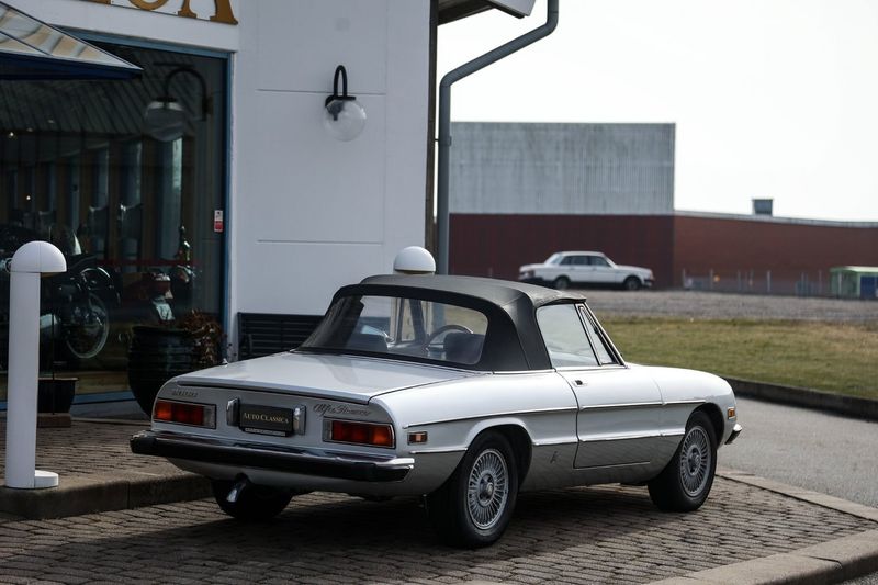 Alfa Romeo Spider bild 12