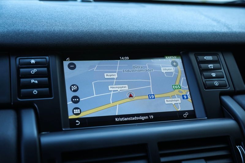 Land Rover Discovery Sport bild 16