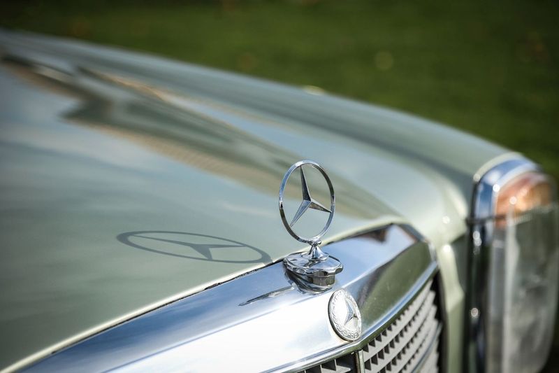 Mercedes 280 bild 12