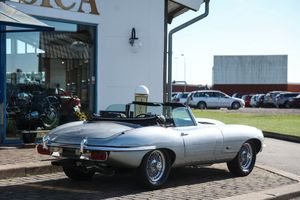 Jaguar E-Type bild 8