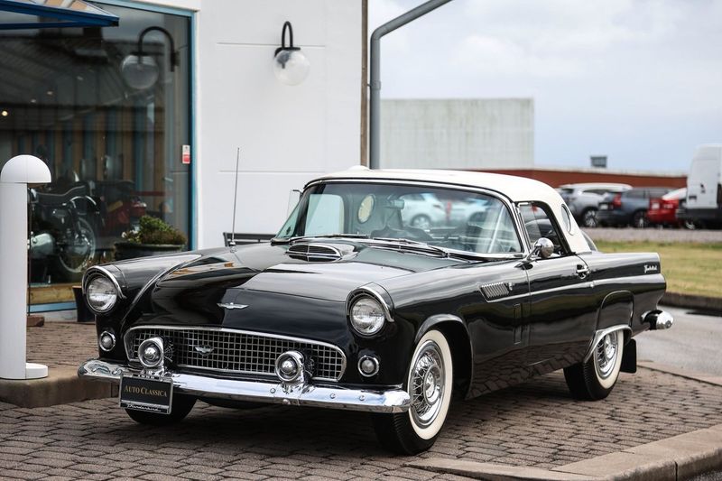 Ford Thunderbird bild 5
