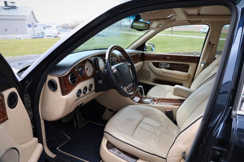 Bentley Arnage bild 10