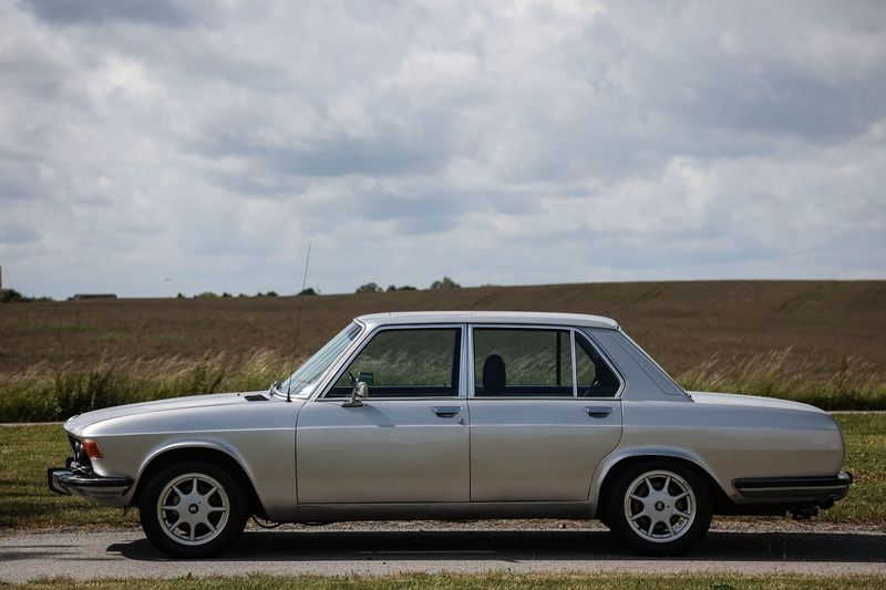 BMW 3.0 bild 2