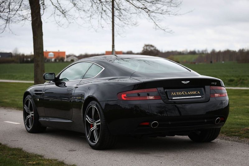 Aston Martin DB9 bild 6