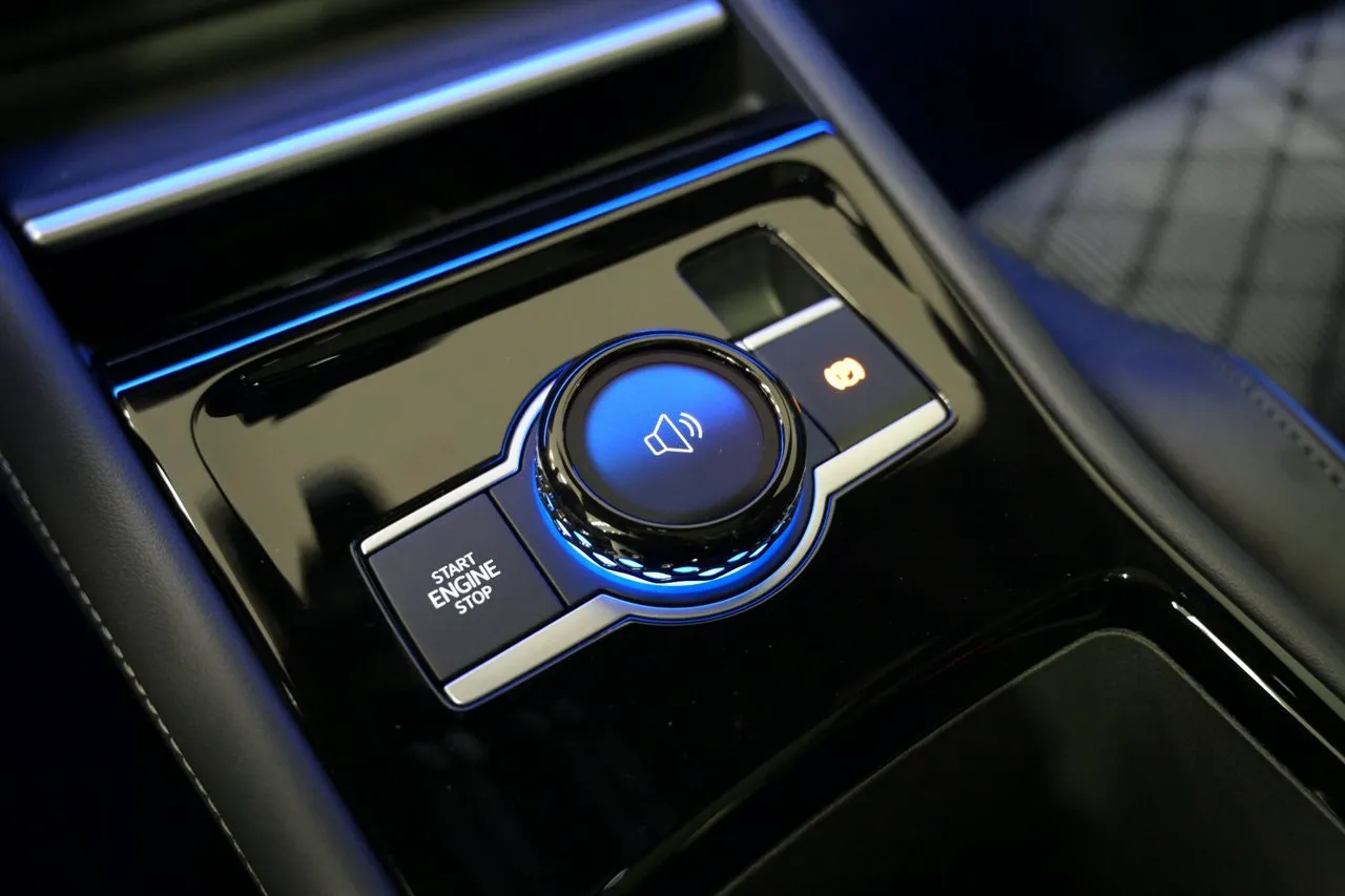 Vehicle image 20