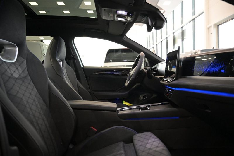 Volkswagen Passat bild 26