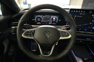 Volkswagen Passat bild 12