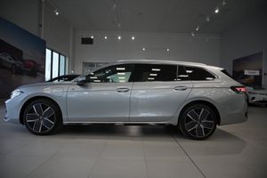 Volkswagen Passat bild 6