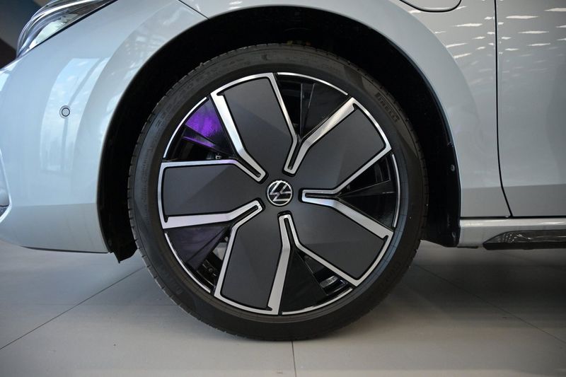 Volkswagen Passat bild 10