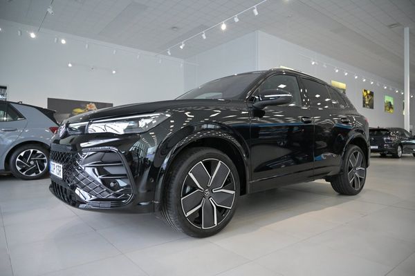 Volkswagen Tiguan 2.0 TDI 4M R-Line Drag P-Värmare - 2026