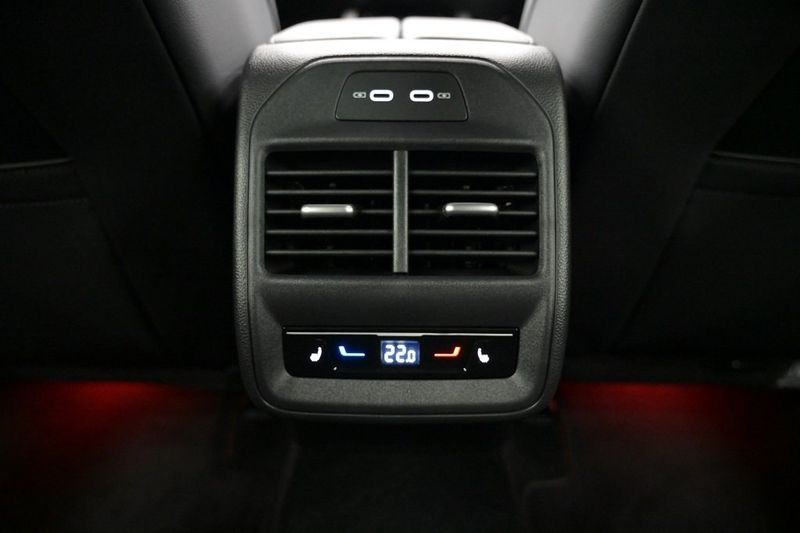 Volkswagen Passat bild 25