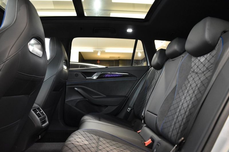 Volkswagen Passat bild 26