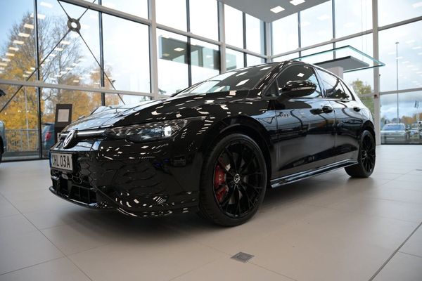 Volkswagen Golf GTI Clubsport 300 hk **SE SPEC** - 2026