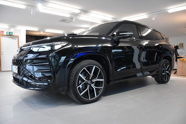 Volkswagen Tayron R-Line Edition *FULLUTRUSTAD* - 2025