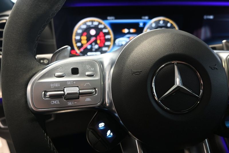 Mercedes E63 AMG bild 22