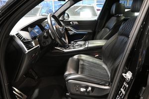 BMW X7 bild 8