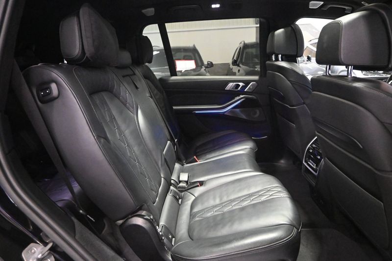 BMW X7 bild 14