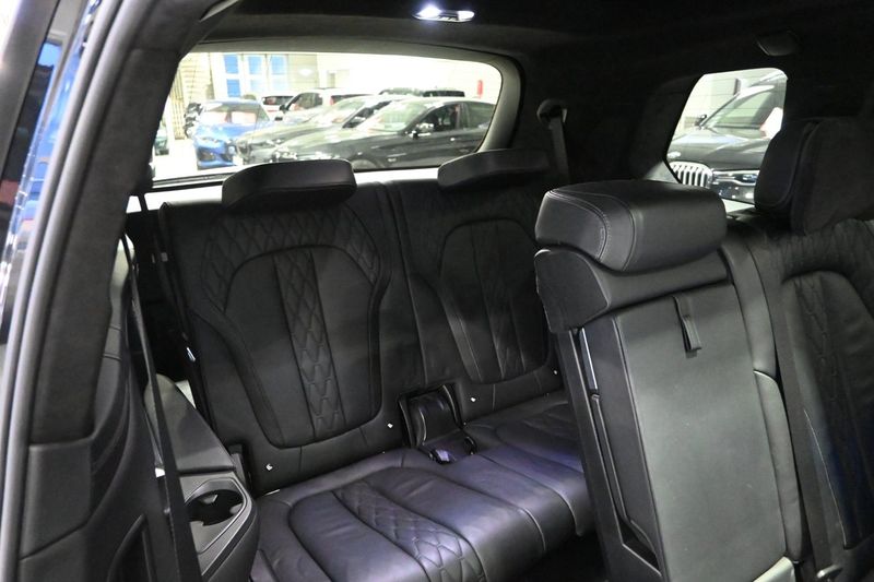 BMW X7 bild 15