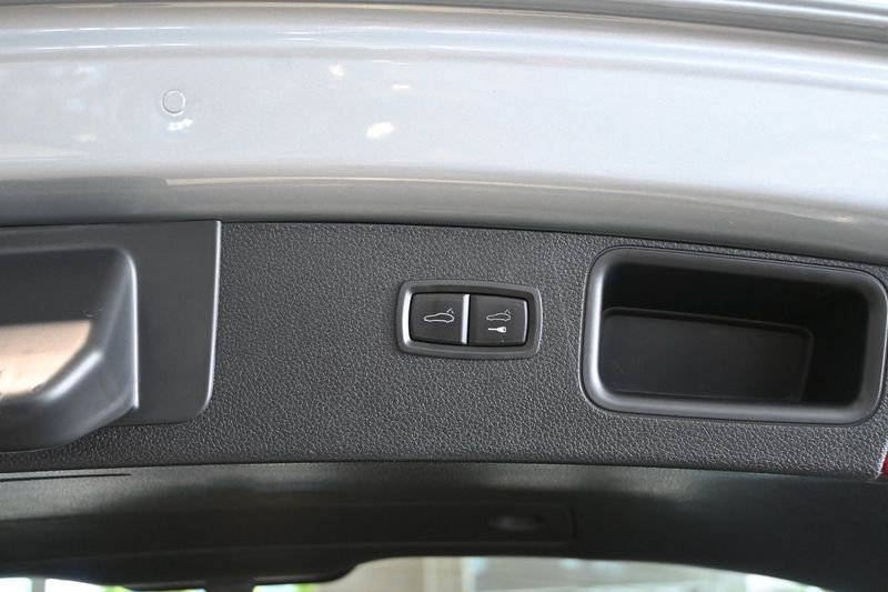 Porsche Macan bild 16