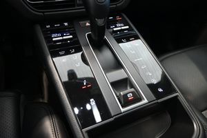 Porsche Macan bild 25
