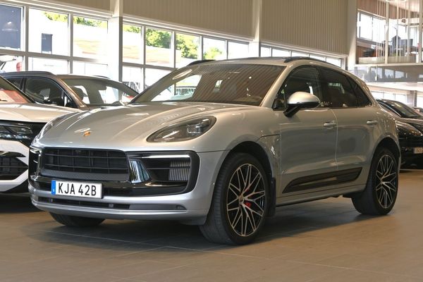 Porsche Macan S PDK 380hk Pano Värmare Drag BOSE 18väg - 2024