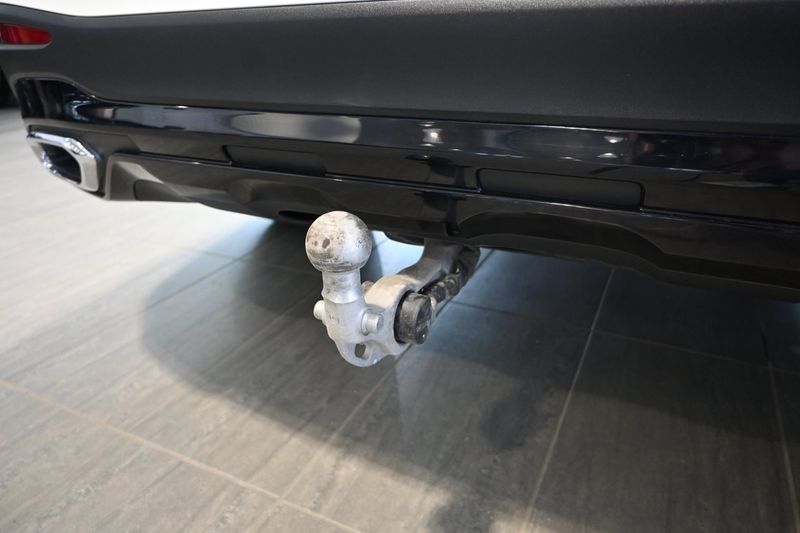 Mercedes GLC300 bild 16