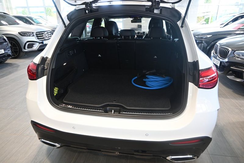Mercedes GLC300 bild 14
