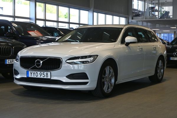 Volvo V90 D3 Momentum Edition Drag Värmare - 2019