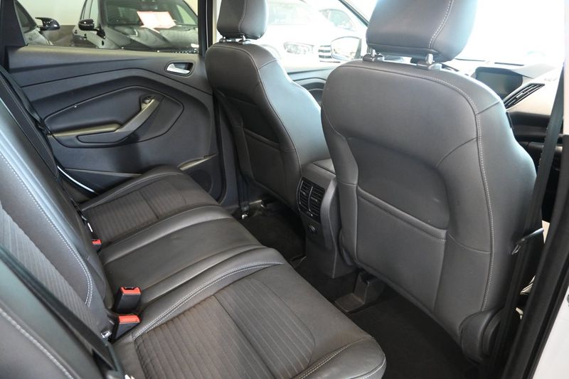 Ford Kuga bild 13