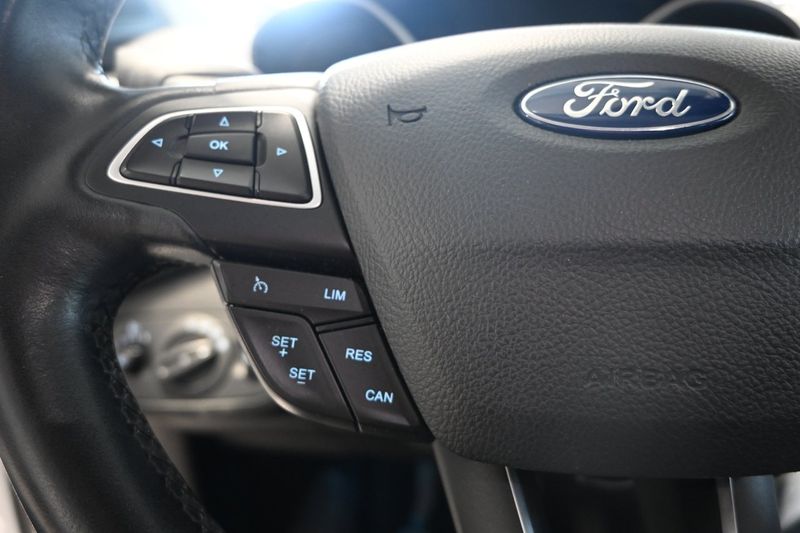 Ford Kuga bild 15
