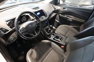 Ford Kuga bild 7