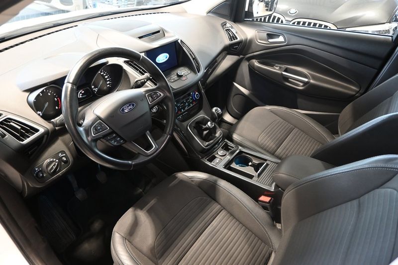 Ford Kuga bild 7