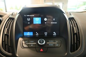 Ford Kuga bild 17