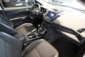 Ford Kuga bild 10