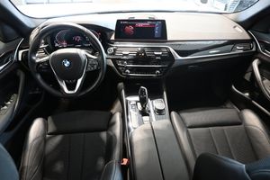 BMW 520 bild 9