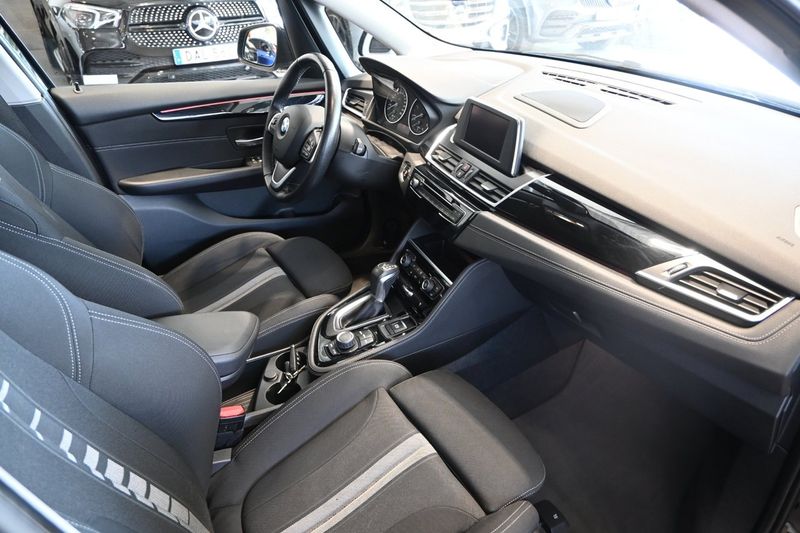 BMW 218 bild 10