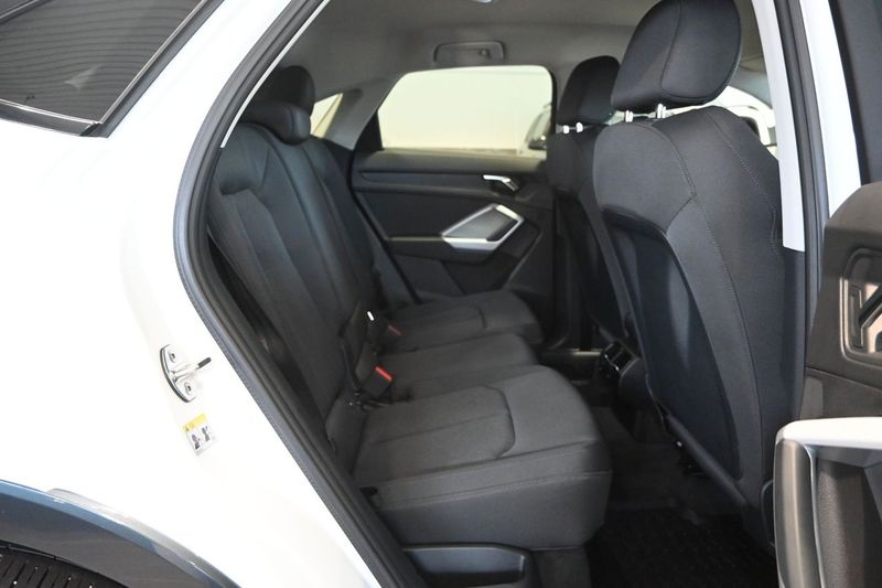 Audi Q3 bild 13
