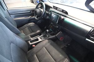 Toyota Hilux bild 10