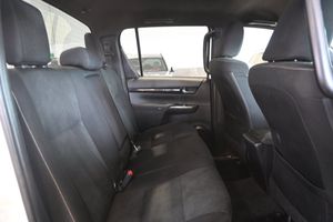 Toyota Hilux bild 14