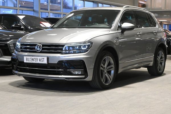 Volkswagen Tiguan TDI 240hk 4M GTS Pano Läder Cockpit Värmare - 2018