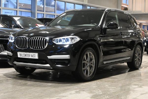 BMW X3 xDrive30e 292hk Navi PDC HiFi - 2021