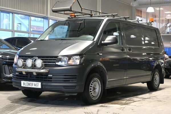 Volkswagen Transporter T30 TDI 150hk DSG Värmare Komfortpaket Drag - 2019