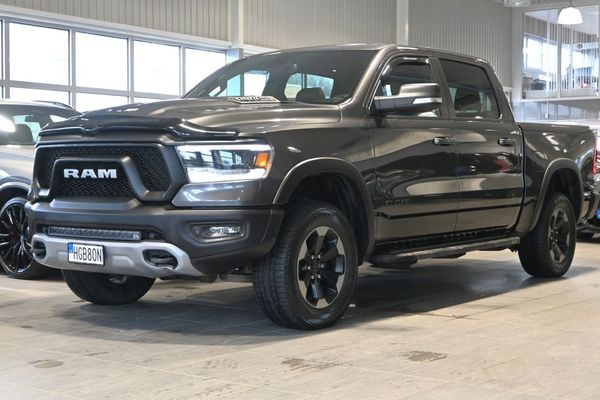 RAM 1500 Crew Cab V8 HEMI REBEL Luft Pano Alpine - 2019