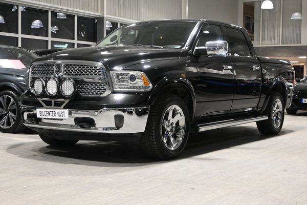 Dodge Ram 1500 5.7 V8 HEMI 394hk Laramie Luftfjädring - 2018