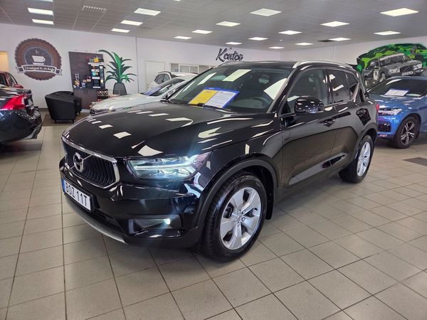 Volvo XC40 D3 AWD Momentum Advanced, 2brukare, Drag, VOC, - 2021